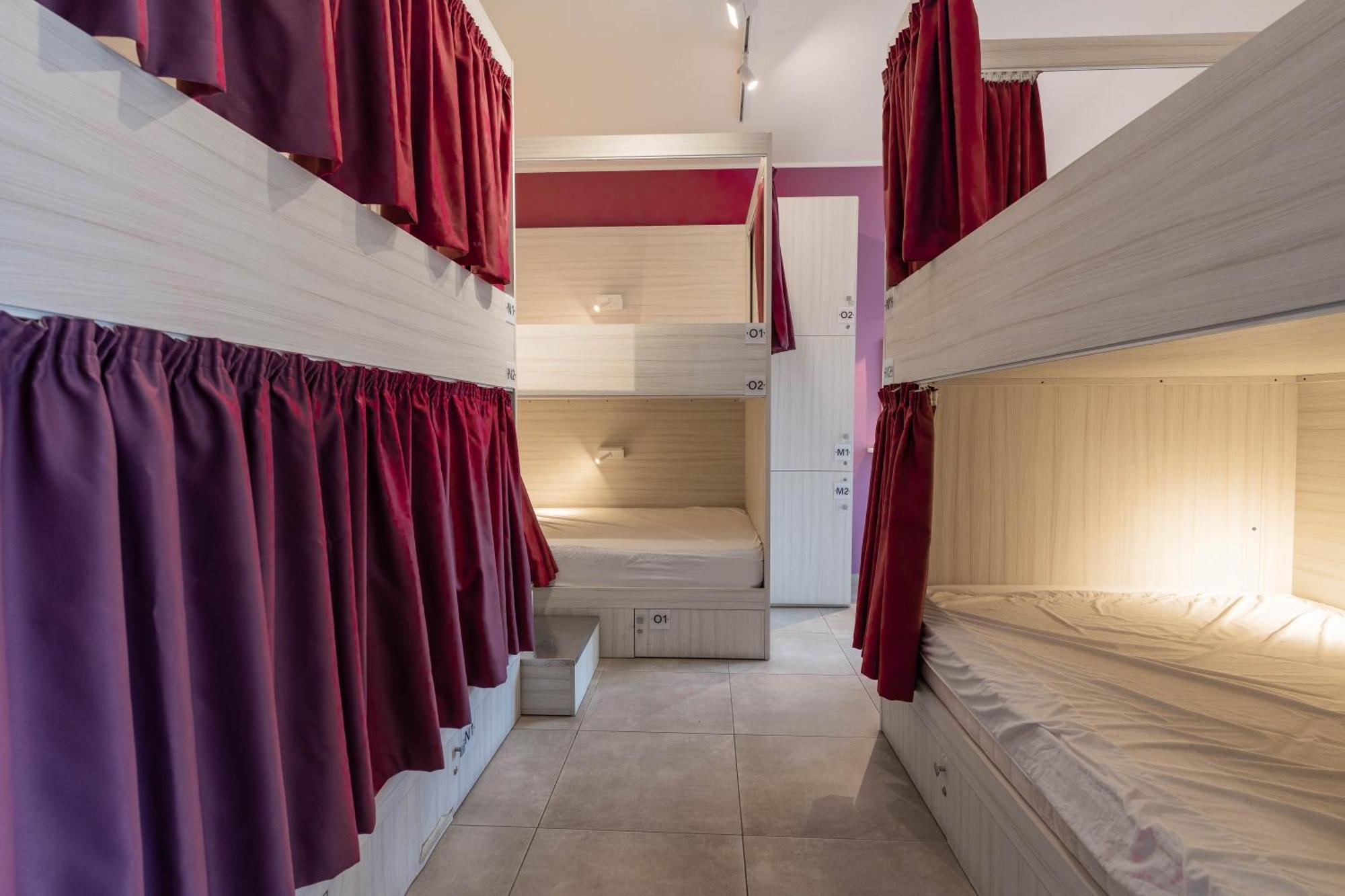 The Rose Hostel Saint Julian's Exterior photo